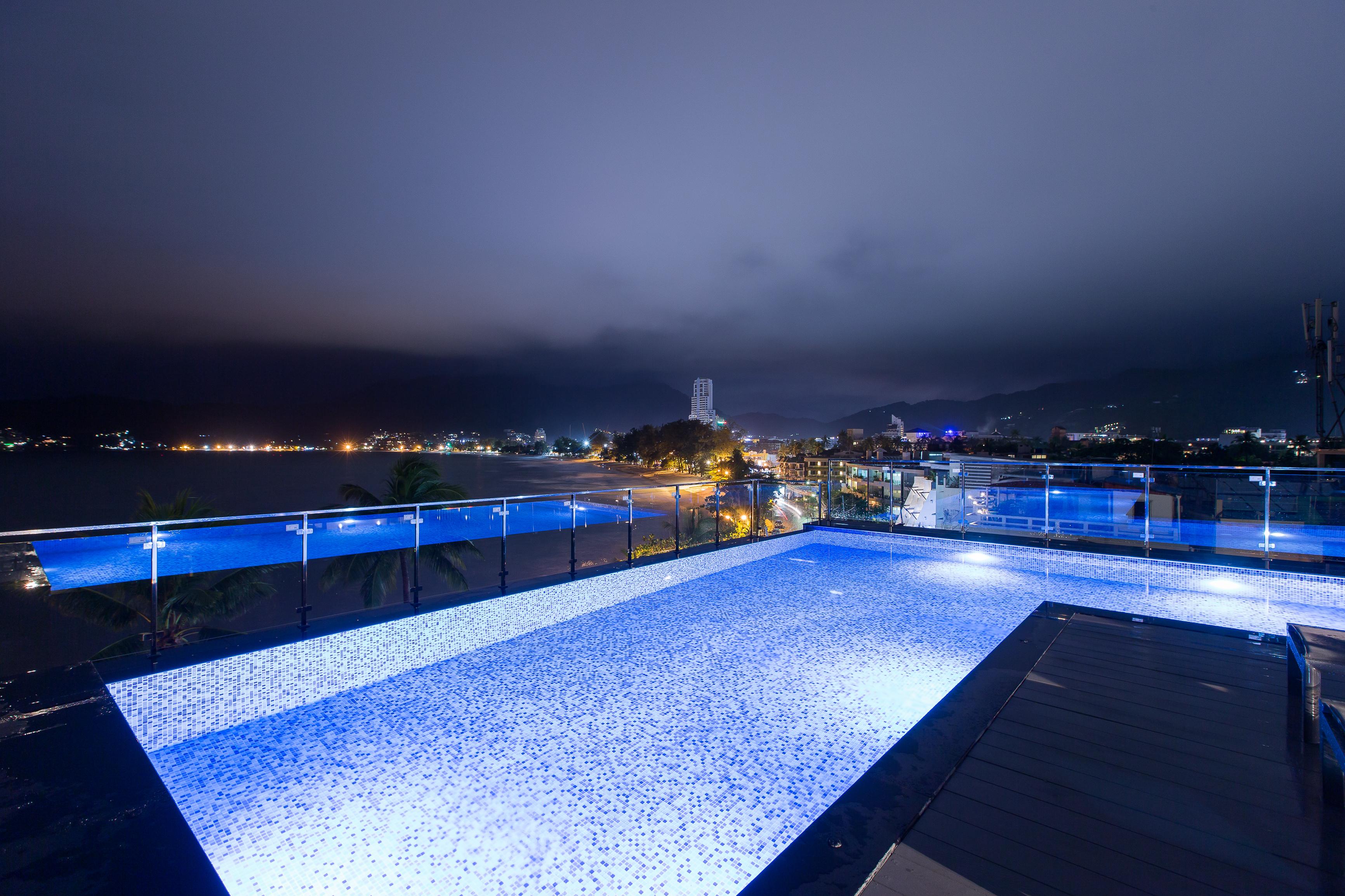 Patong Signature Boutique Hotel Экстерьер фото