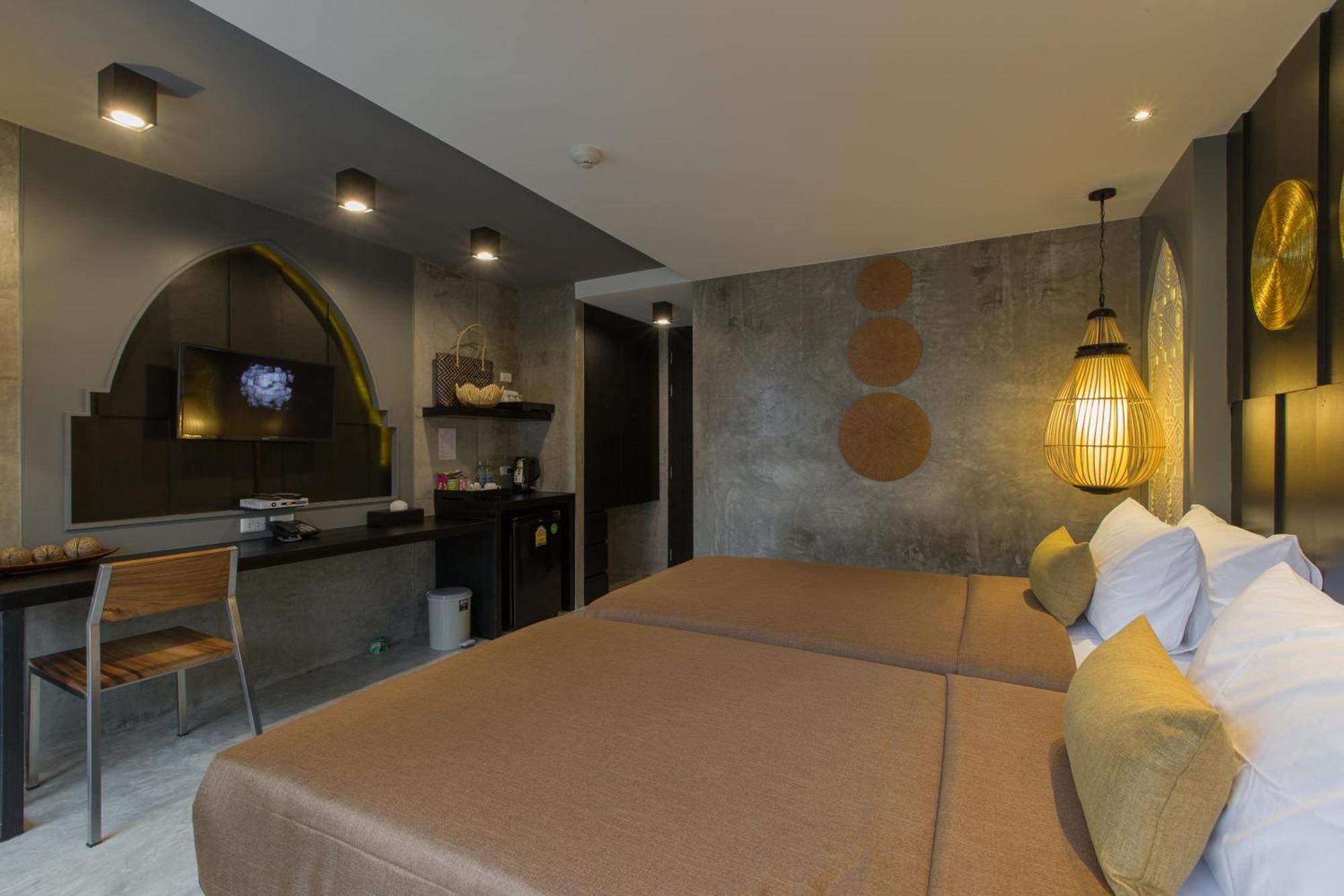 Patong Signature Boutique Hotel Экстерьер фото