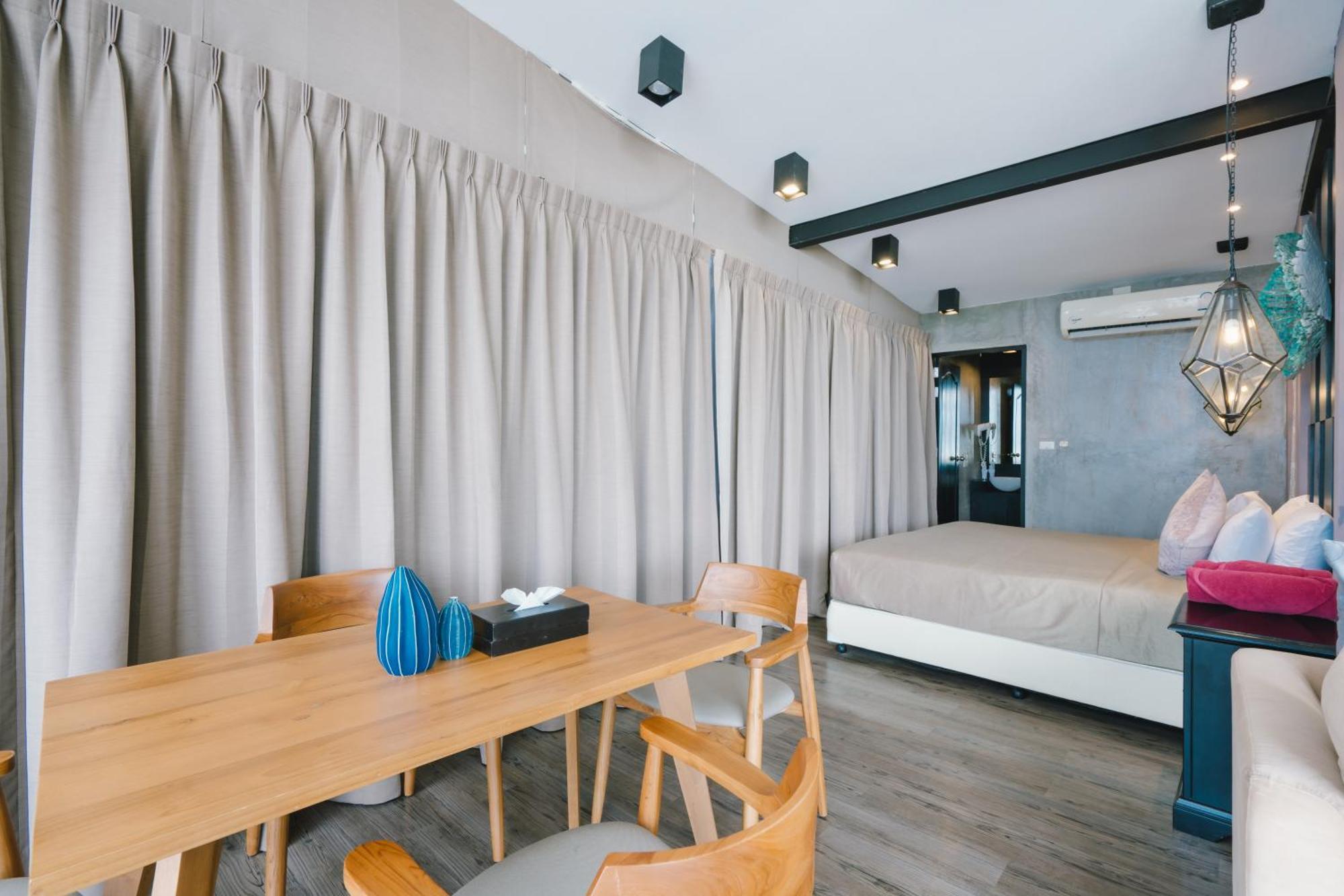 Patong Signature Boutique Hotel Номер фото